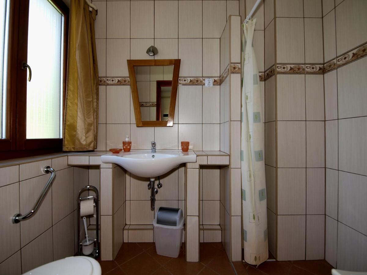 Sarreti Apartmanhaz Balatonfured Exterior photo
