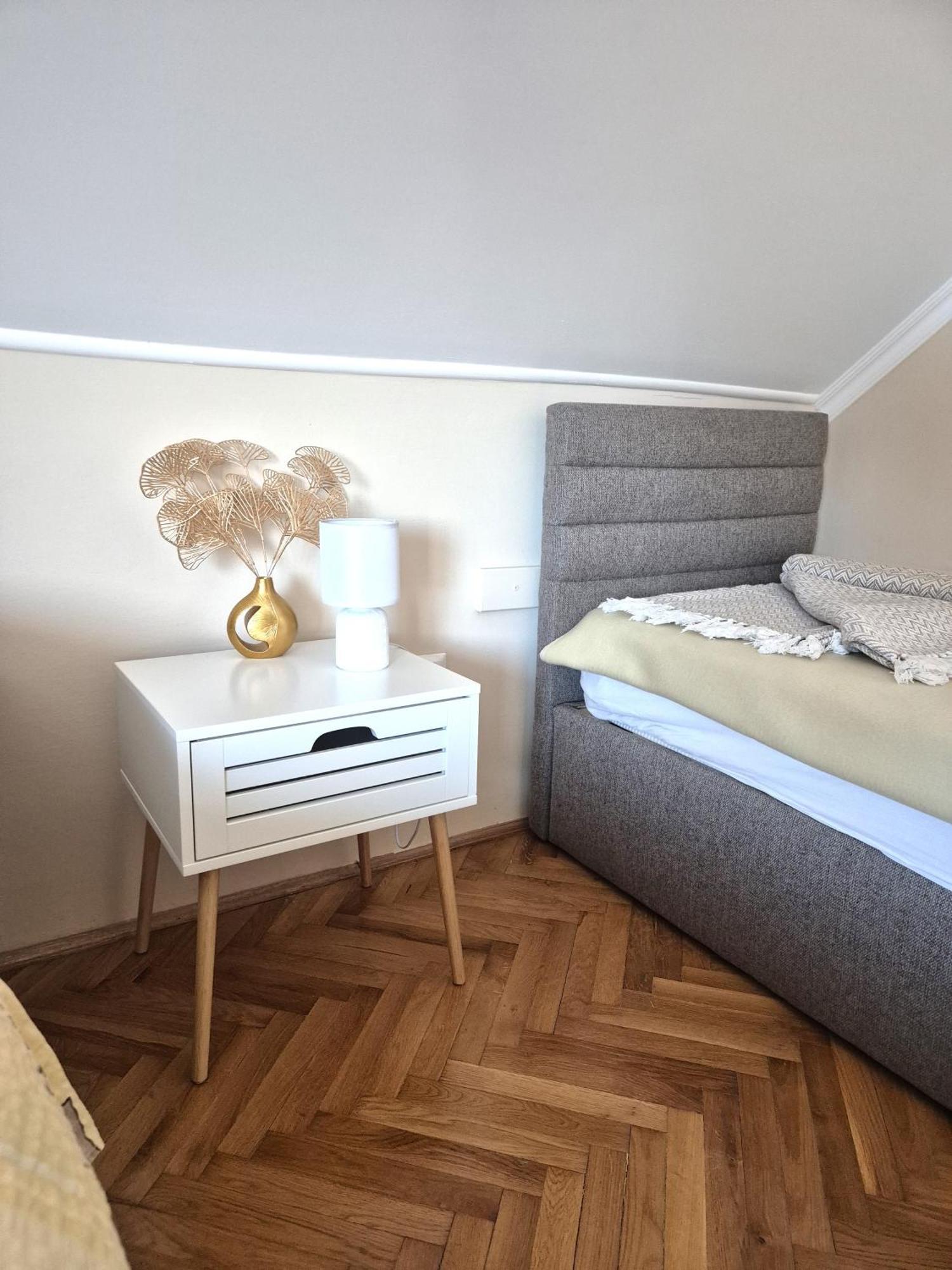 Sarreti Apartmanhaz Balatonfured Exterior photo